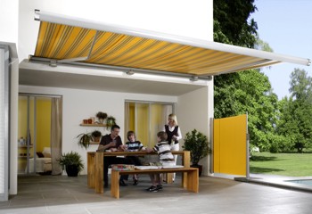 Markilux-1600-house-dining-area