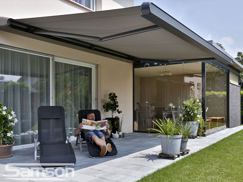Domestic Retractable Awnings