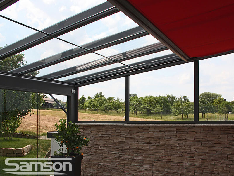 Glassroom with underglass awning