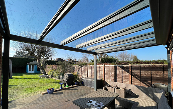 Weinor Terrazza Pure with Built-in Under Glass Awning