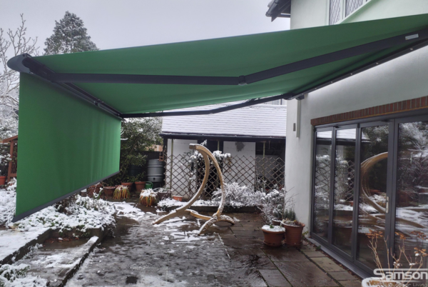 drop down awning in snow