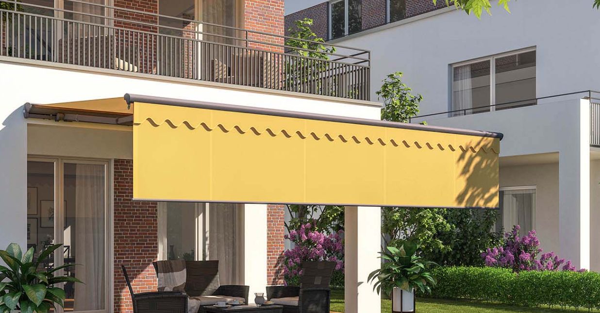 Green Markilux MX-3 awning shading outdoor café area