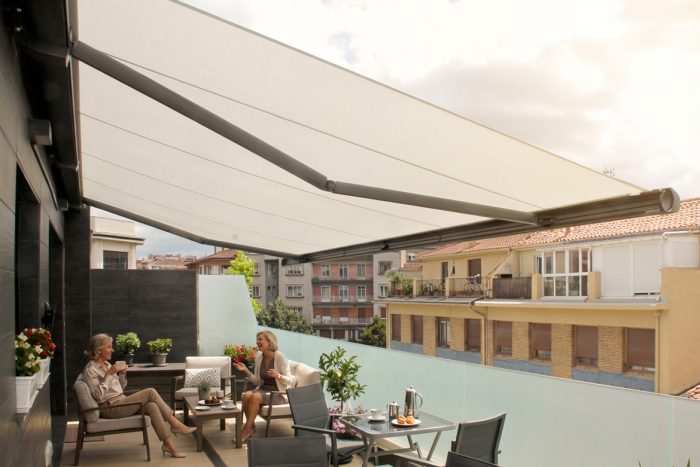 Extra Large Commercial Awnings